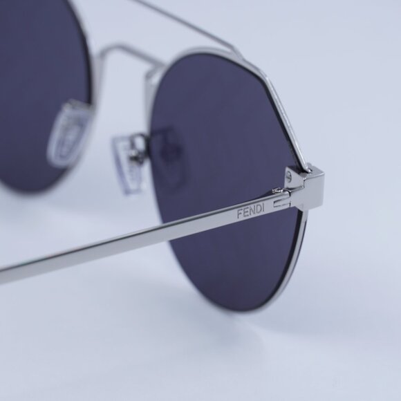 Fendi FE40060U 16X FENDI SKY Sunglasses Silver Round Frame, Blue Lenses - Picture 5 of 11